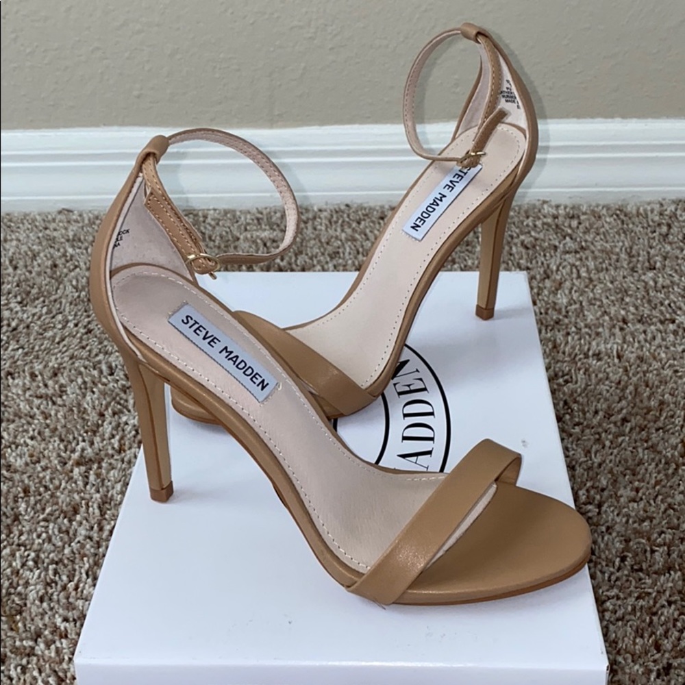 Steve Madden Stecy Neutral Sandals - Picture 1 of 5